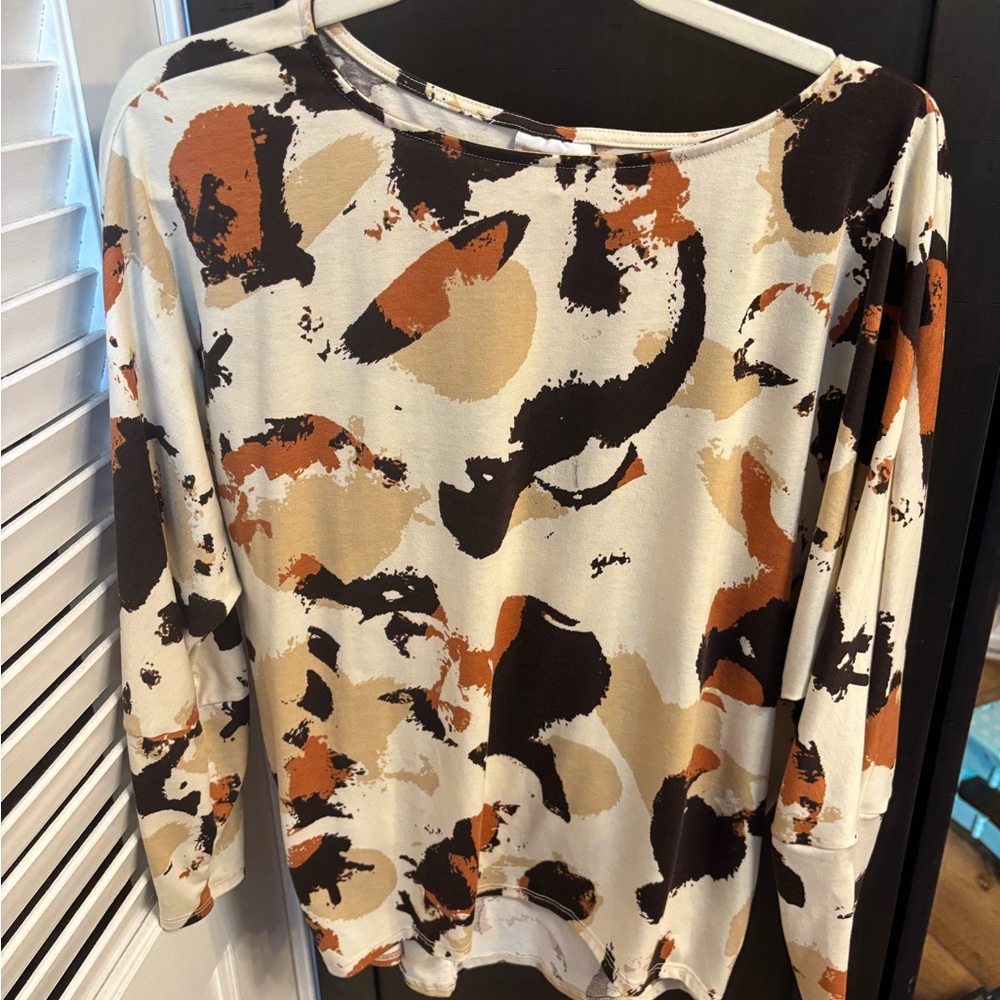 LuLaRoe Black and Brown Relaxed Graphic Tunic
